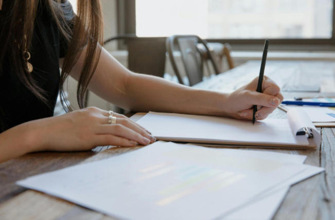 1762943306701827.jpg pexels_2025-11-12_182646_338.jpg