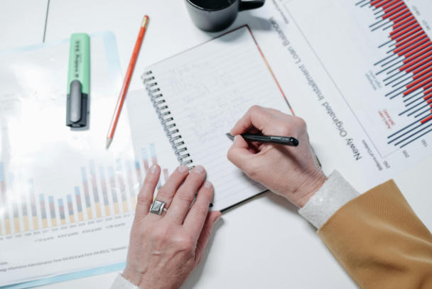 1763543681780426.jpg pexels_2025-11-19_170703_413.jpg